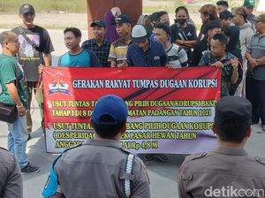 Anggap Proyek Pasar Gagal, Puluhan Warga Bojonegoro Wadul ke DPRD