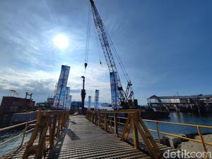 Dermaga Ponton Pelabuhan Ketapang-Gilimanuk Ditutup Selama 8 Bulan Dermaga Ponton Pelabuhan Ketapang-Gilimanuk Ditutup Selama 8 Bulan