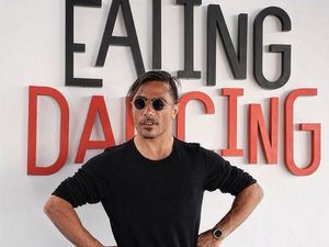 Kecewa Restorannya Tutup, Salt Bae Buka Bar Baru di Yunani Kecewa Restorannya Tutup, Salt Bae Buka Bar Baru di Yunani