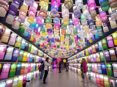 Ketika Brasil Berhiaskan Ribuan Lampion Korea