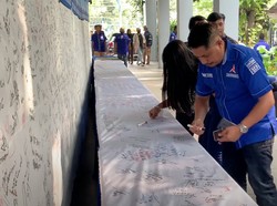 Demokrat Kembali Gelar Aksi Cap Jempol Darah Lawan PK Moeldoko