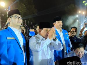 Cerita Prabowo Langsung Terbang dari Paris saat Diundang Harlah PMII Cerita Prabowo Langsung Terbang dari Paris saat Diundang Harlah PMII