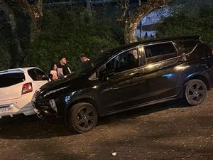 4 Pemuda Bawa Kabur Mobil-Terobos Portal Parkir di Mal Manado Ditangkap