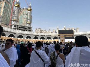 Cerita Jemaah Umrah Backpacker: Dulu Susah, Kini Mudah dan Murah Cerita Jemaah Umrah Backpacker: Dulu Susah, Kini Mudah dan Murah
