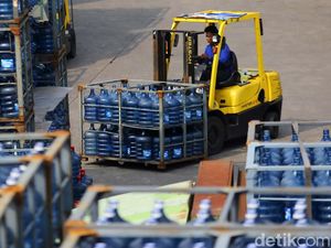 Duh! Air Minum Kemasan di Nusa Penida Langka, Bisa-bisa Turis Takut Datang Duh! Air Minum Kemasan di Nusa Penida Langka, Bisa-bisa Turis Takut Datang