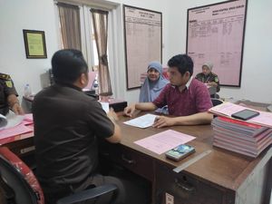 Sederet Barang Bukti Kasus Eks Peneliti BRIN Ancam Bunuh Warga Muhammadiyah Sederet Barang Bukti Kasus Eks Peneliti BRIN Ancam Bunuh Warga Muhammadiyah