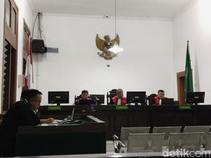 Vonis Berbeda 3 PNS MA di Kasus Suap Hakim Agung Vonis Berbeda 3 PNS MA di Kasus Suap Hakim Agung