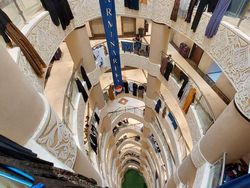 Penampakan Hotel Transit Jemaah Arminareka Perdana