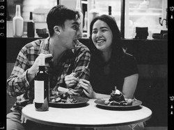 Iga Lady Nayoan Retak-Rendy Kjaernett Alami Lecet karena Mobil Terbalik di Tol