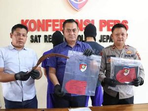 2 Santri Ponpes di Jepara Ditangkap Usai Bacok Pria Pakai Arit