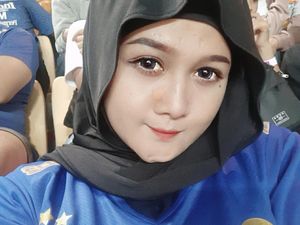 Sophie Sophia, Cinta Muncul Tiba-tiba pada Persib