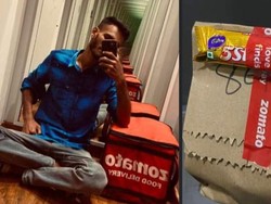 Sweet! Sopir Ojol Bagi-bagi Cokelat ke Pelanggan karena Ulang Tahun