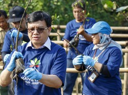 Melalui Program Bakti TUGU, Tugu Insurance Raih Indonesia Best CSR Awards