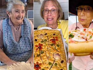 5 Aksi Nenek-nenek Konten Kreator yang Lincah Saat Masak 5 Aksi Nenek-nenek Konten Kreator yang Lincah Saat Masak
