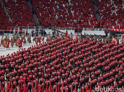 7.000 Satgas Cakra Buana Hentak Puncak Bulan Bung Karno di GBK