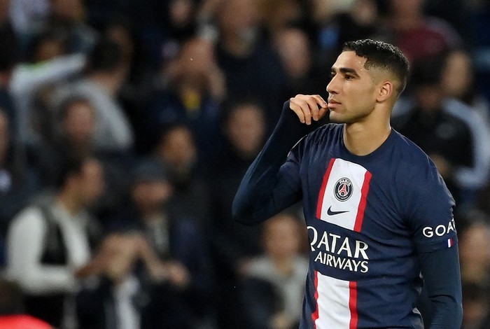 Paris Saint-Germain's Moroccan defender  Achraf Hakimi reacts after scoring his teams second goal during the French L1 football match between Paris Saint-Germain (PSG) and Ajaccio at the Parc des Princes in Paris on May 13, 2023. (Photo by FRANCK FIFE / AFP)