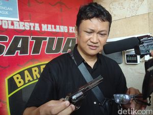 Kritik Bambang Rukminto Soal Rencana Polri Beli Pesawat Bekas Harga Rp 1 T Kritik Bambang Rukminto Soal Rencana Polri Beli Pesawat Bekas Harga Rp 1 T