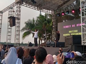 Iqbaal Ramadhan Hipnotis Penonton di Konser Perayaan 25 Tahun Glenn Fredly