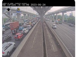 Ada Perbaikan Jalan, Tol Tambun Arah Jakarta Macet