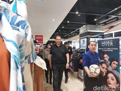 Transmart Full Day Sale! CT Cek Transmart Cempaka Putih, e-Bike Ludes 120 Unit