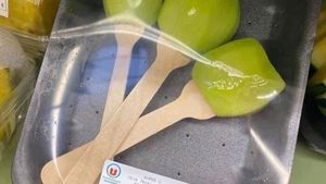 Nyeleneh! 10 Makanan Ini Dibungkus dalam Kemasan yang Salah
