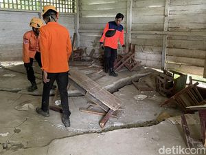 94 KK di Pinrang Rumahnya Terdampak Tanah Retak, Minta Pemda Segera Relokasi 94 KK di Pinrang Rumahnya Terdampak Tanah Retak, Minta Pemda Segera Relokasi