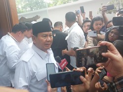 Prabowo Kenang Perjuangan Desmond Besarkan Partai Gerindra