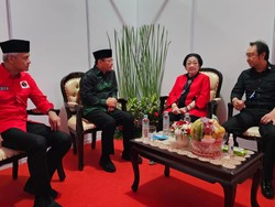 Tiba di Acara Bulan Bung Karno, Ganjar Menghadap Megawati dan Mardiono