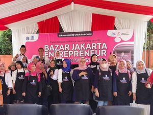 Relawan Sandi Bantu Produk UMKM Masuk Bazar Serentak di Jaktim Relawan Sandi Bantu Produk UMKM Masuk Bazar Serentak di Jaktim