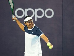 Turun Gunung, Yayuk Basuki Duel dengan Angelique Widjaja