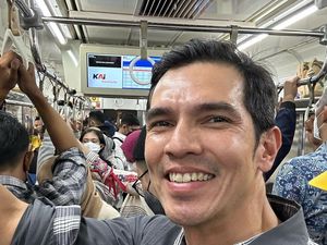 Curhat Adrian Maulana soal Disebut Frugal Living gegara Doyan Naik MRT-KRL Curhat Adrian Maulana soal Disebut Frugal Living gegara Doyan Naik MRT-KRL