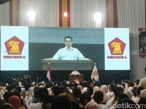 Riza Patria Ajak Kader Gerindra Klarifikasi Berita Negatif Prabowo