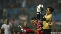 Tim asuhan Thomas Doll itu tak gentar, sekalipun menghadapi raksasa Thailand.  