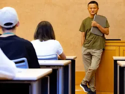 «جاك ما» مؤسس «علي بابا» ترك شركته وبدأ التدريس في جامعة طوكيو