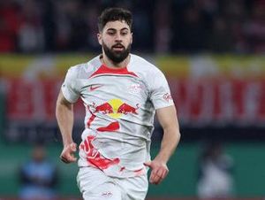 Curhat Gelandang Leipzig Ditinggal Banyak Bintang Musim Panas Ini Curhat Gelandang Leipzig Ditinggal Banyak Bintang Musim Panas Ini