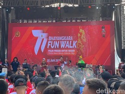 Kapolri Nyanyi Separuh Nafas Sambut HUT Bhayangkara di Monas