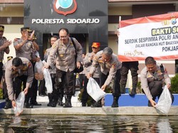 Peserta Didik Sekolah Pimpinan Pertama Polri Gelar Baksos