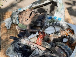 Polisi Selidiki Asal-Usul Keris dan Patung Temuan Tukang Kebun di Sungai