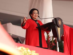 Megawati Bagikan Tips Hidup Sehat di Usia Tua: Makan Umbi-umbian Megawati Bagikan Tips Hidup Sehat di Usia Tua: Makan Umbi-umbian