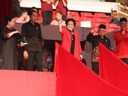 Megawati Minta Kader Perjuangkan Kesejahteraan Masyarakat Akar Rumput