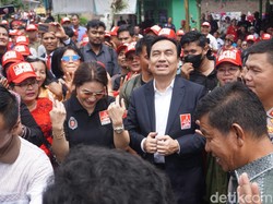 Effendi Simbolon Tiba di DPP PDIP Buntut Ucapan Prabowo Nakhodai RI