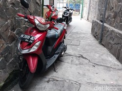 Puluhan Orang Sweeping Kos-Seret Penghuni Cari Pengeroyok Mahasiswa Unitri