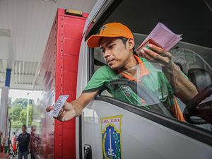 Beli Solar Subsidi Wajib Pakai QR Code di Seluruh SPBU Beli Solar Subsidi Wajib Pakai QR Code di Seluruh SPBU