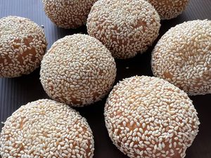 3 Resep Onde-Onde yang Empuk Legit Untuk Camilan Ngopi