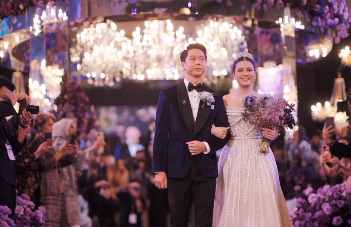 Resepsi pernikahan Kevin Sanjaya dan Valencia Tanoesoedibjo di Park Hyatt Jakarta.