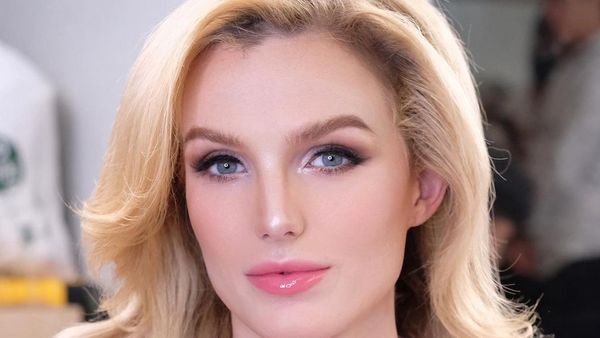 Transformasi Solange Dekker, Dulu Pria Kini Juara Miss International Queen