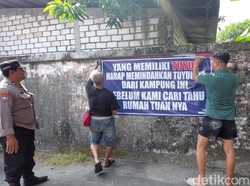 Uang Sering Hilang, Warga Lamongan Pasang Spanduk Peringatkan Pemilik Tuyul