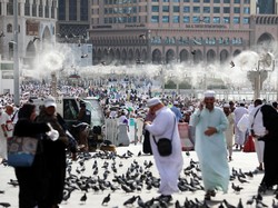 Cegah Heat Stroke saat Wukuf di Arafah dengan Cara Ini
