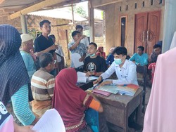 101 Warga di Lombok Barat Tidak Punya KTP, KK, atau Akta Lahir