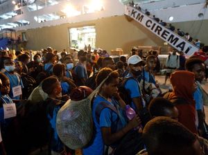 160 Pelajar dari Pegunungan Papua Diberangkatkan Gratis ke Jakarta 160 Pelajar dari Pegunungan Papua Diberangkatkan Gratis ke Jakarta